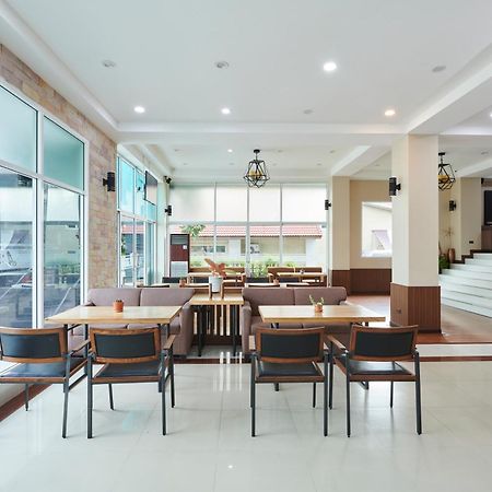 Adelphi Pattaya Hotel Kültér fotó