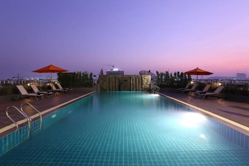 Adelphi Pattaya Hotel Kültér fotó
