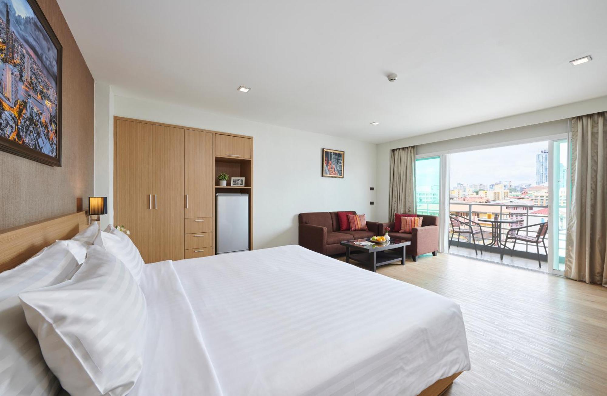 Adelphi Pattaya Hotel Kültér fotó
