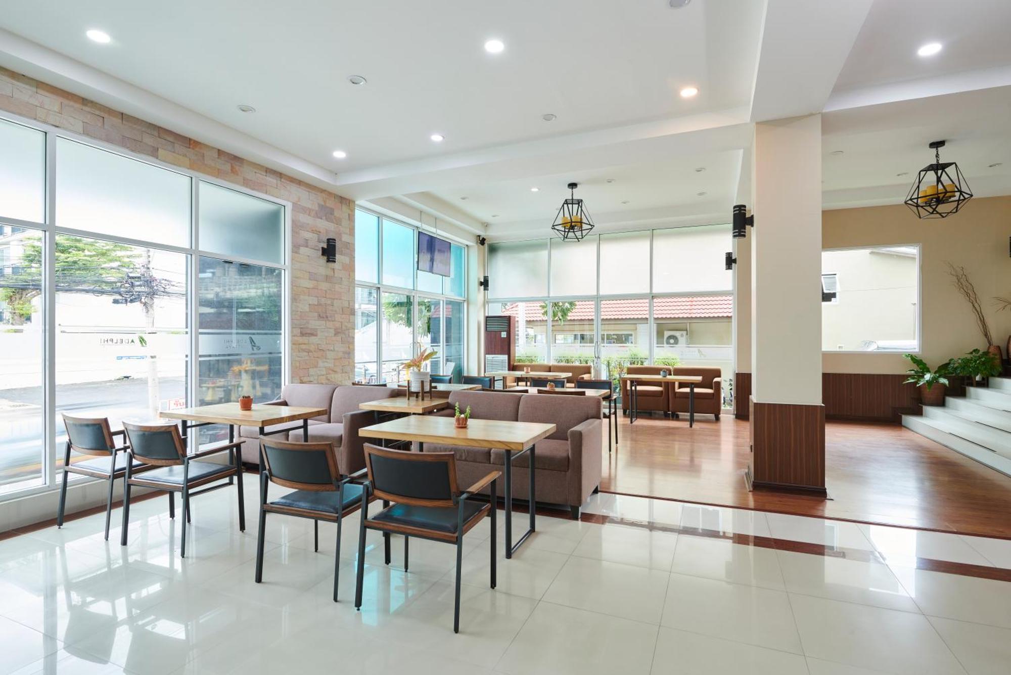 Adelphi Pattaya Hotel Kültér fotó