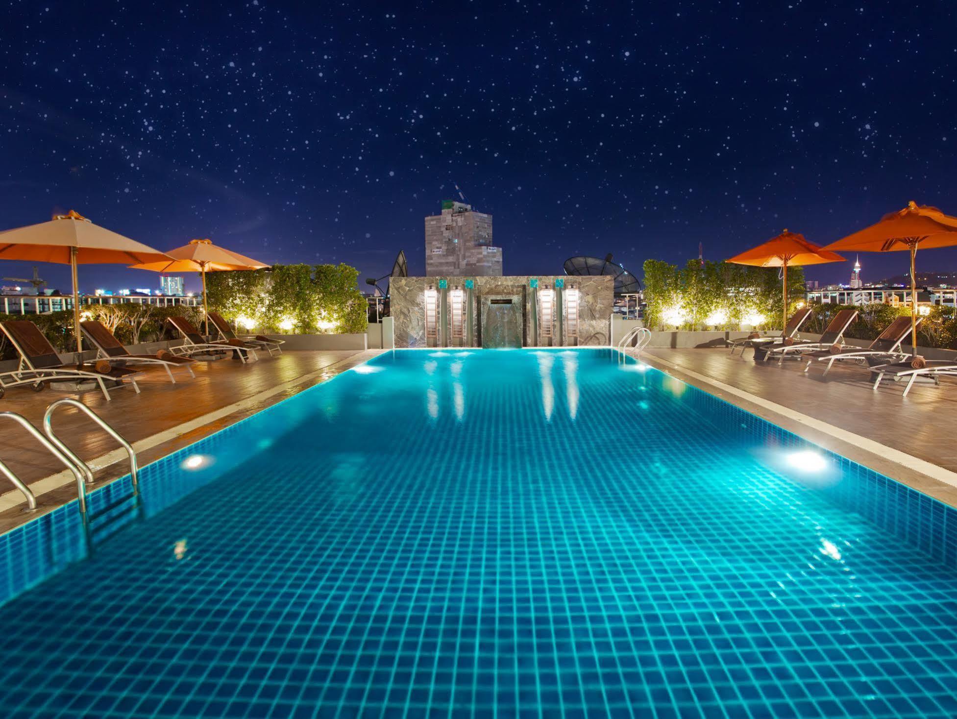 Adelphi Pattaya Hotel Kültér fotó