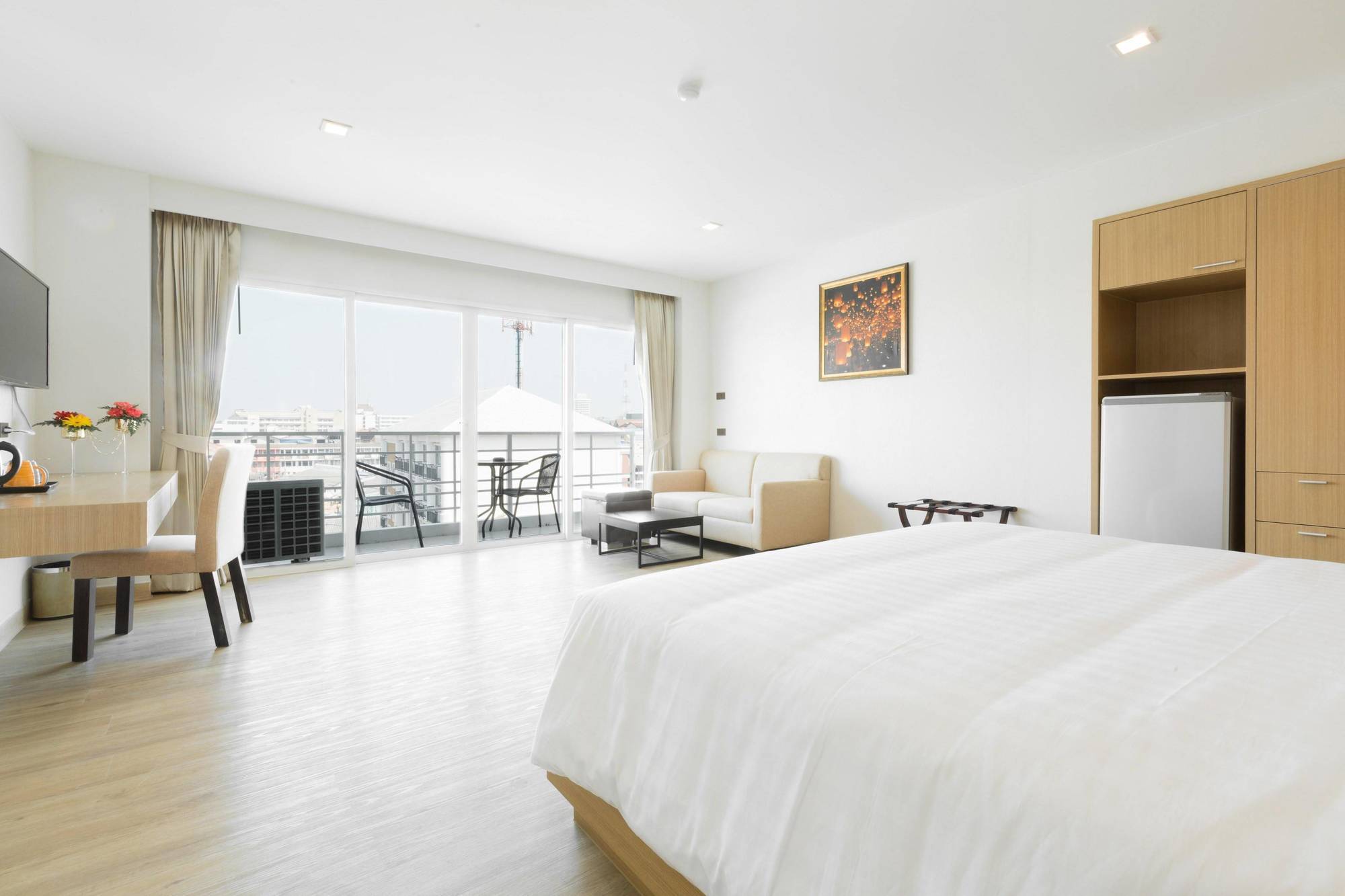 Adelphi Pattaya Hotel Kültér fotó